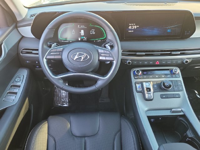 Used 2023 Hyundai Palisade SEL w/ Cargo Package FWD image 4
