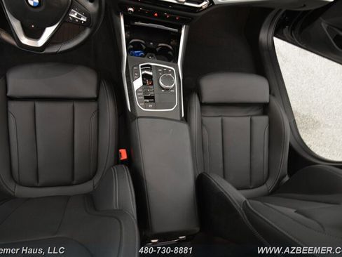 Used 2023 BMW 330i Sedan w/ Driving Assistance Package image 18