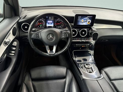 Used 2017 Mercedes-Benz GLC 300 4MATIC image 11