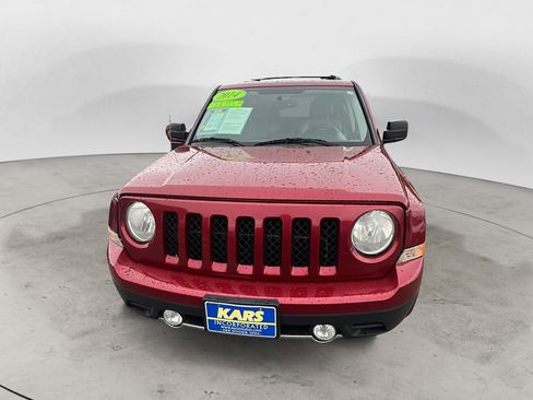Used 2014 Jeep Patriot Limited w/ Sun/Sound Group AWD/4WD image 2