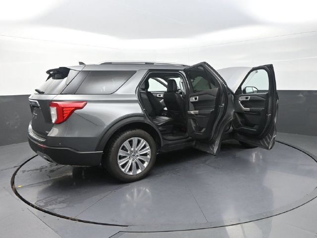 Used 2023 Ford Explorer Limited w/ Hybrid Equipment Group 310A AWD/4WD image 45