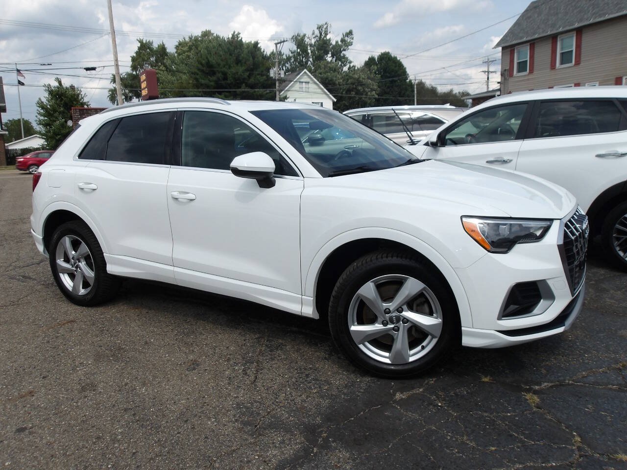 Used 2019 Audi Q3 2.0T Premium AWD/4WD image 8