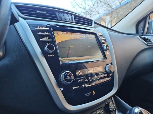 Used 2021 Nissan Murano SV image 28