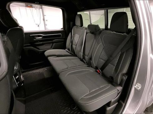 Used 2025 RAM 1500 Big Horn AWD/4WD image 24
