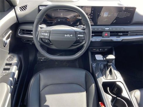 New 2026 Kia K4 EX image 9