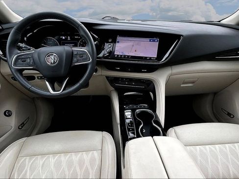 Used 2021 Buick Envision Avenir w/ Technology Package II FWD image 9