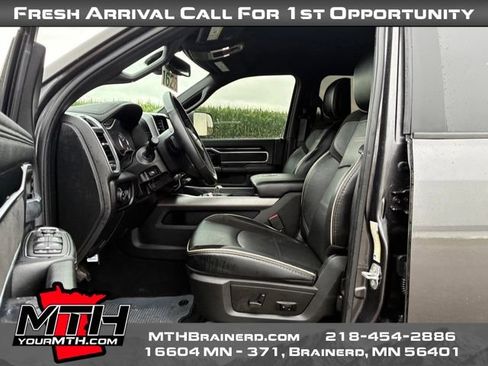 Used 2022 RAM 2500 Laramie w/ Night Edition AWD/4WD image 9