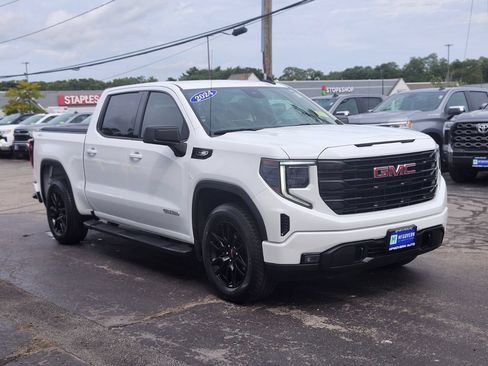 Used 2024 GMC Sierra 1500 Elevation AWD/4WD image 7