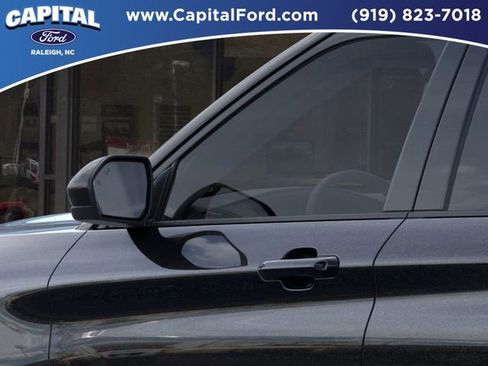 New 2024 Ford Explorer XLT w/ Equipment Group 202A image 20