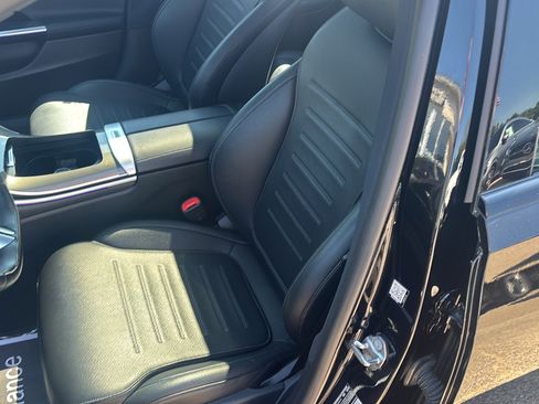 Certified 2023 Mercedes-Benz C 300 4MATIC Sedan image 19