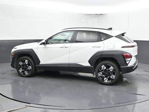 Used 2024 Hyundai Kona SEL AWD/4WD image 9