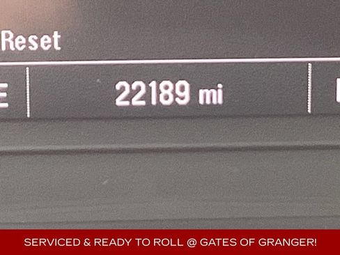 Used 2024 Chevrolet Trax LS w/ LS Convenience Package FWD image 4