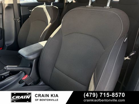 Used 2019 Kia Forte FE image 23
