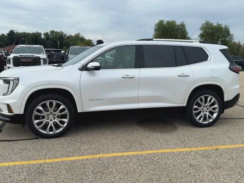 Used 2024 GMC Acadia Denali w/ Super Cruise Package AWD/4WD image 5