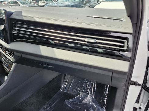 New 2025 Volkswagen Jetta Sport image 18