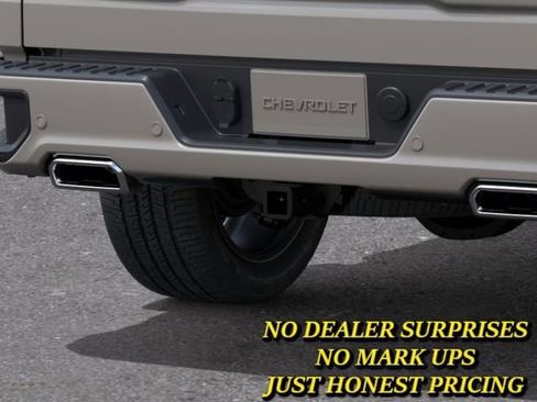 New 2026 Chevrolet Silverado 1500 High Country AWD/4WD image 14