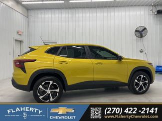 Used 2024 Chevrolet Trax RS video 2