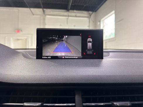 Used 2018 Audi Q7 3.0T Premium Plus AWD/4WD image 16