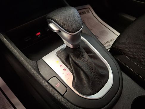 Used 2023 Kia Forte LXS w/ LXS Technology Package FWD image 13