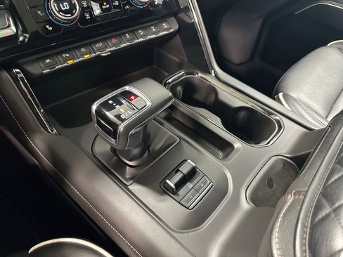 Used 2023 GMC Sierra 1500 AT4X AWD/4WD image 32