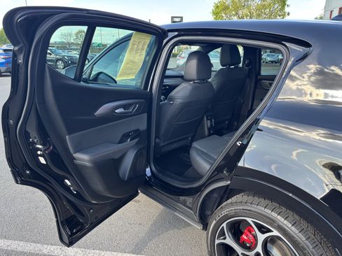 Certified 2025 Alfa Romeo Tonale w/ Premium Package AWD/4WD image 15