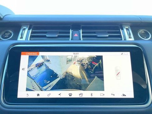 Used 2020 Land Rover Range Rover HSE image 20