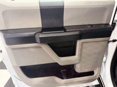 Used 2018 Ford F550 4x4 Crew Cab Super Duty image 19