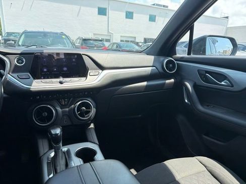Used 2019 Chevrolet Blazer LT FWD image 24