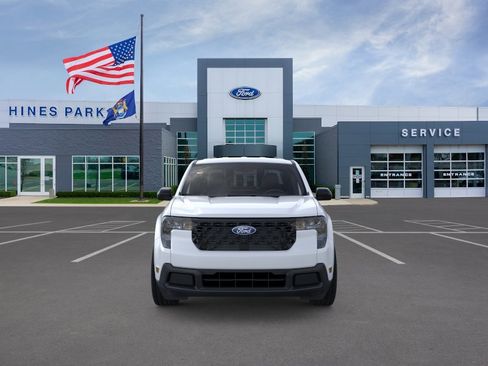 New 2025 Ford Maverick XLT w/ XLT Luxury Package AWD/4WD image 6