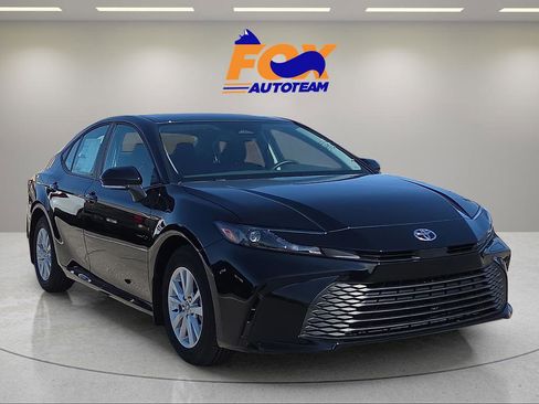 New 2026 Toyota Camry LE image 6