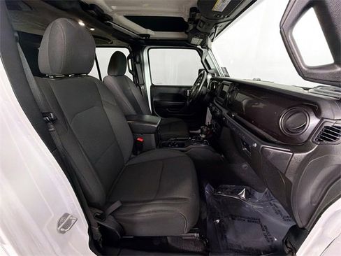 Used 2020 Jeep Wrangler Unlimited Sport image 27