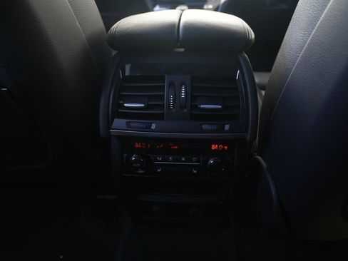 Used 2017 BMW X5 xDrive50i image 40