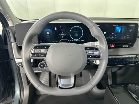 Used 2025 Hyundai Ioniq 5 SE image 14