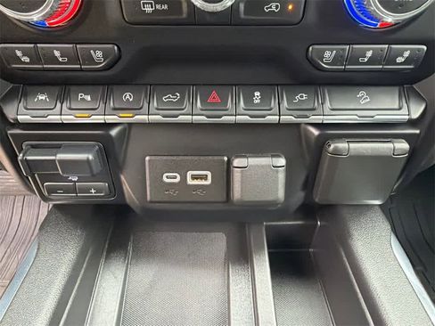 Used 2021 GMC Sierra 1500 SLT w/ SLT Premium Plus Package image 28