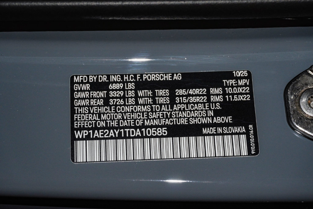 Certified 2026 Porsche Cayenne E-Hybrid AWD/4WD image 30