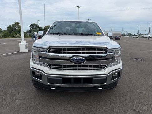 Used 2018 Ford F150 Lariat w/ Equipment Group 502A Luxury AWD/4WD image 2