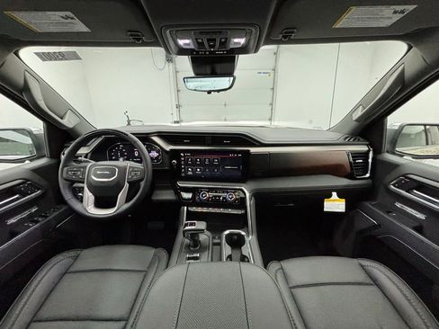 New 2026 GMC Sierra 1500 Denali image 2
