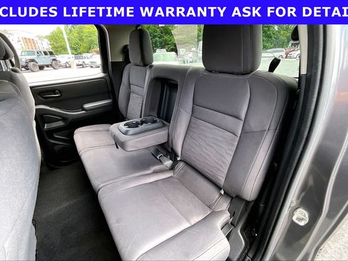 Used 2022 Nissan Frontier S AWD/4WD image 21
