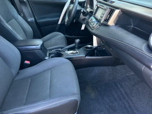 Used 2014 Toyota RAV4 XLE FWD image 16