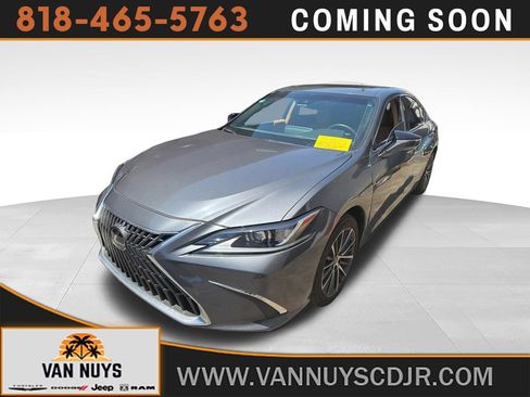 Used 2024 Lexus ES 350 w/ Premium Package FWD image 1