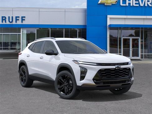 New 2026 Chevrolet Trax ACTIV w/ Driver Confidence Package image 7