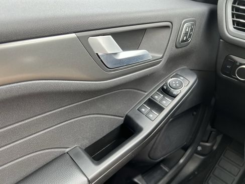 Used 2023 Ford Escape Active w/ Tech Pack #2 image 18