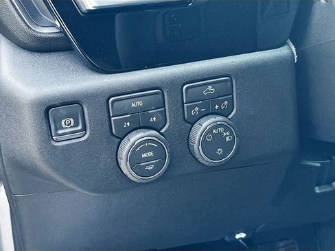 New 2026 Chevrolet Silverado 1500 LT image 10