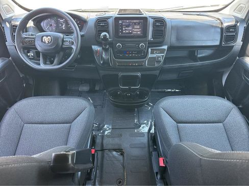 Used 2023 RAM ProMaster 2500 FWD image 4