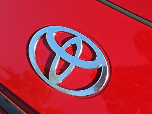 Certified 2026 Toyota Camry XLE FWD image 30