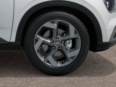 New 2025 Hyundai Venue SEL image 8