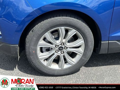 Used 2024 Ford Edge Titanium image 9