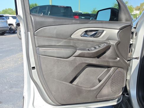 Certified 2021 Chevrolet Traverse LS FWD image 16