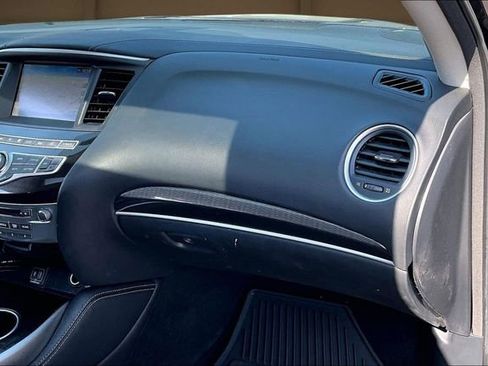 Used 2020 INFINITI QX60 Luxe w/ Essential Package image 17