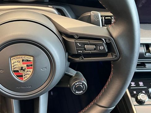 Used 2023 Porsche 911 Carrera image 15